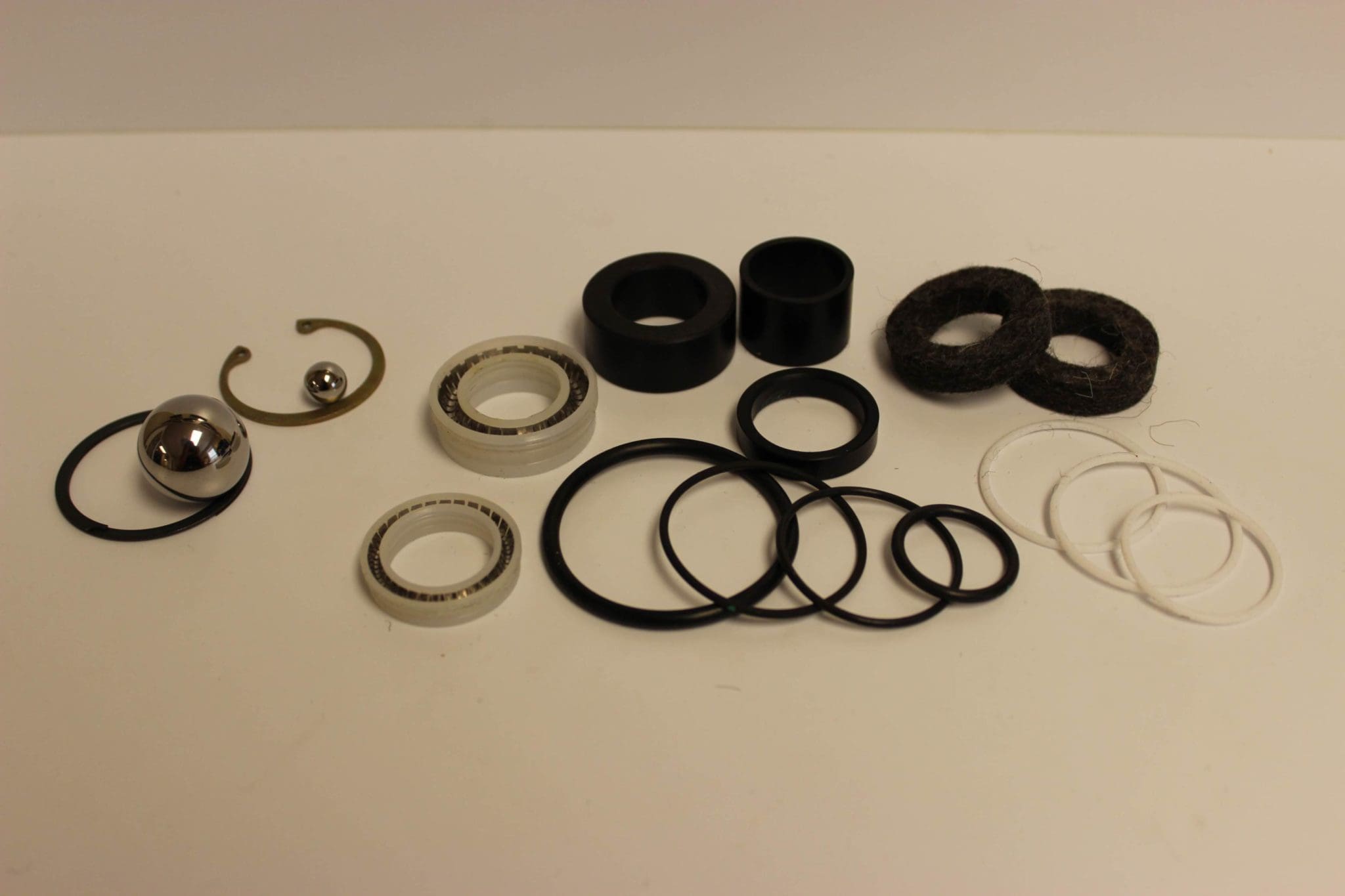 Graco 15C851 Displacement Pump Rebuild Kit for EXP2 Reactor (ISO