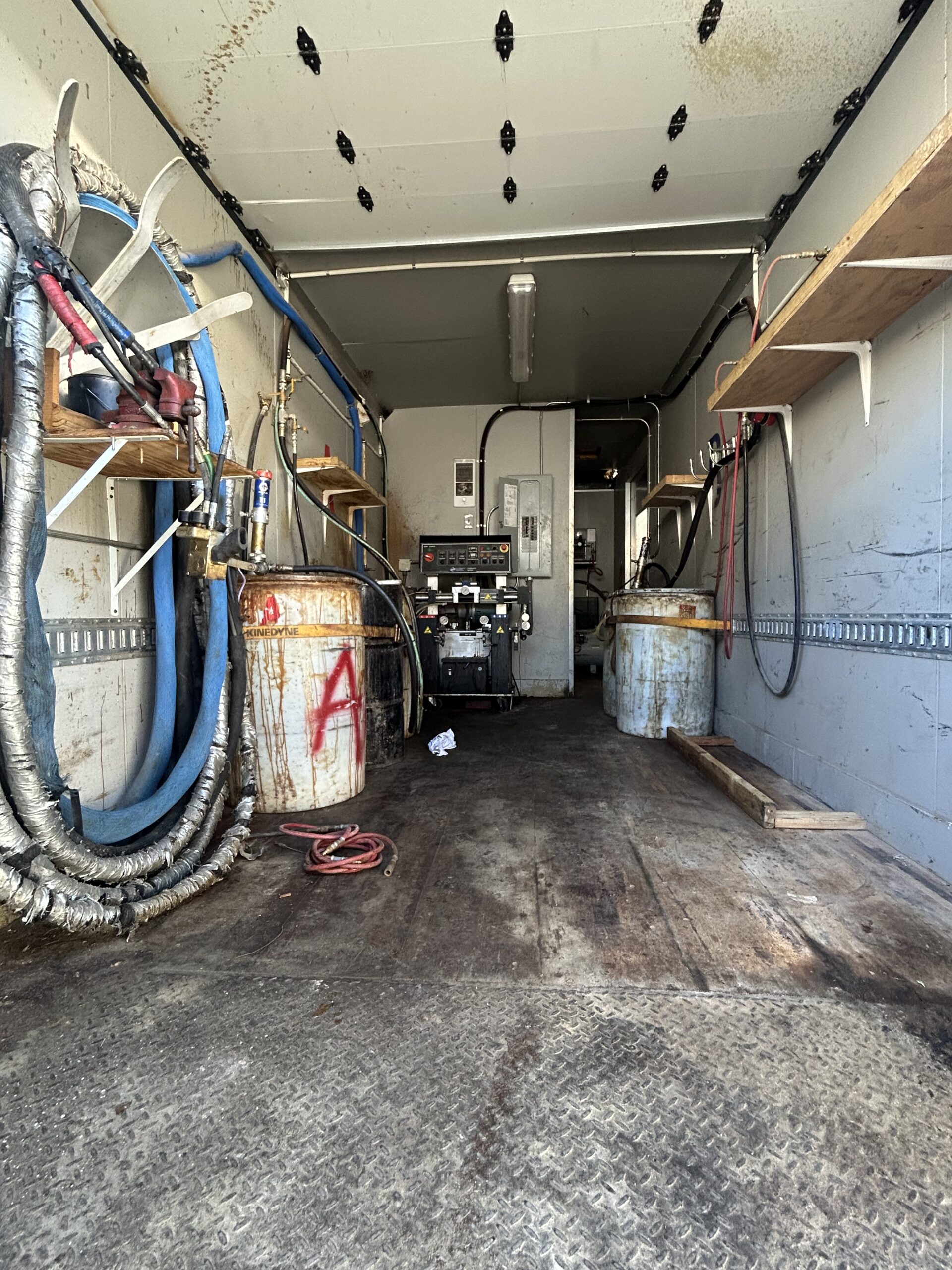 Used 2016 PMC PH-25 Box Truck Spray Foam Rig, 60' Heated Hose, (2) T1 Transfer Pumps, 5HP Compressor 37.5KW Diesel Generator, 20 CFM Air Dryer - Image 19