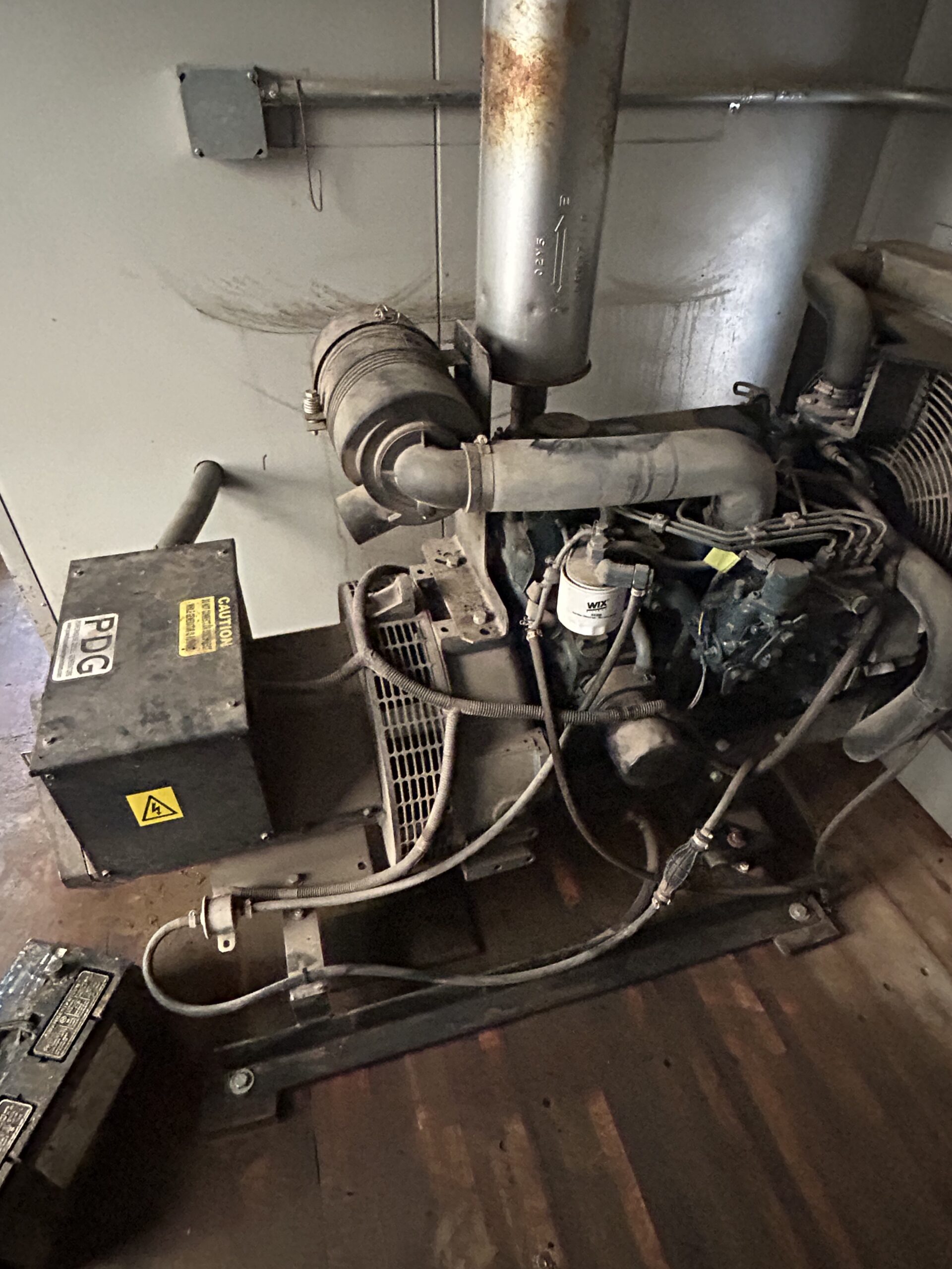Used 2016 PMC PH-25 Box Truck Spray Foam Rig, 60' Heated Hose, (2) T1 Transfer Pumps, 5HP Compressor 37.5KW Diesel Generator, 20 CFM Air Dryer - Image 11